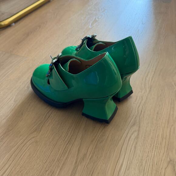 Fluevog Stop It SOSTA Mary Janes Green Patent Size 6 Heels - Picture 6 of 6